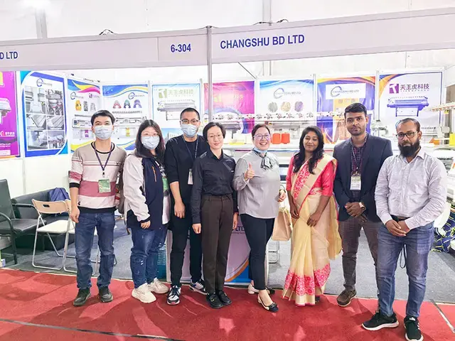 exhibition16-640-640