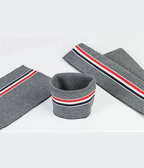 Thread-knitted-collar-is-knitted-by-Changhua-Collar-Knitting-Machine