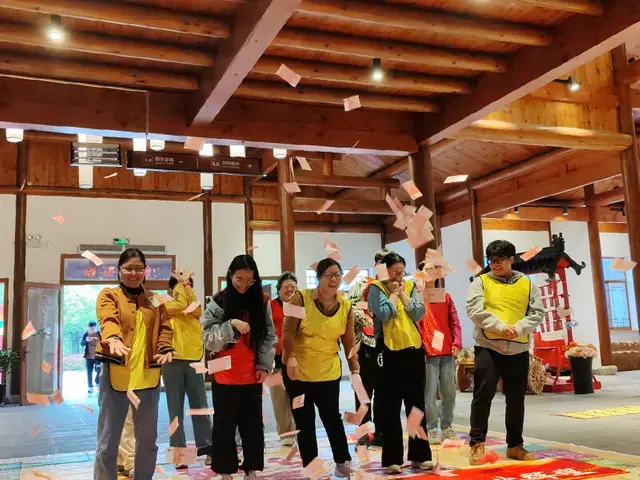 Company-Events4-640-640